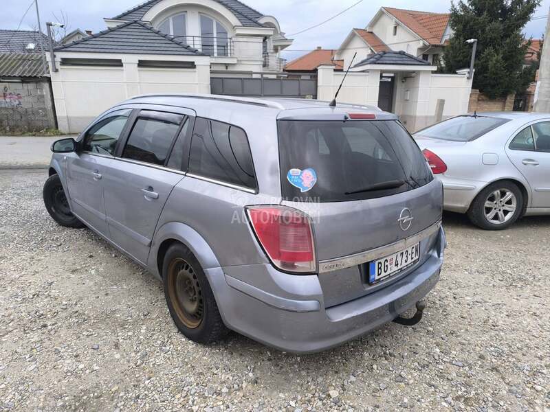 Opel Astra H 