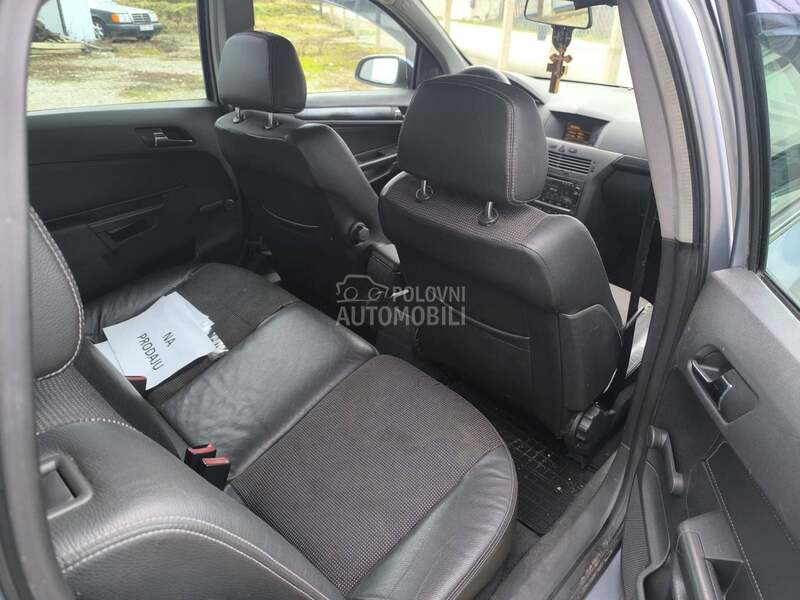Opel Astra H 