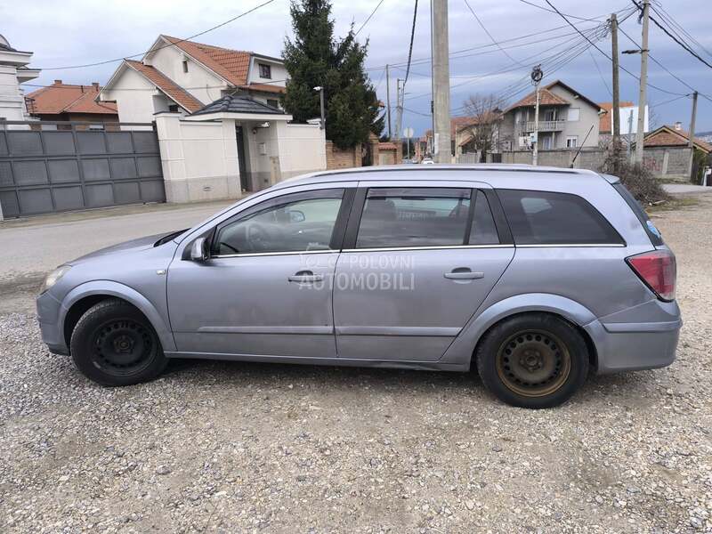 Opel Astra H 