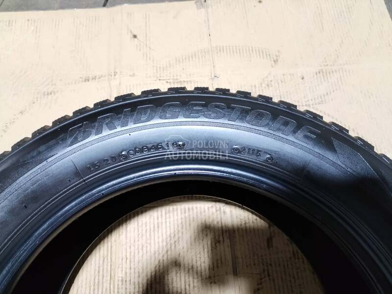 Bridgestone 205/60 R16 Zimska