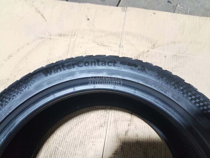 Continental 225/45 R17 Zimska