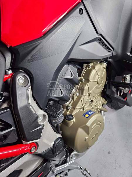 Ducati v4
