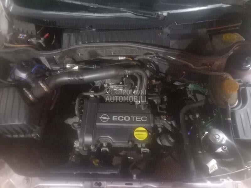 Opel Corsa C 1.0