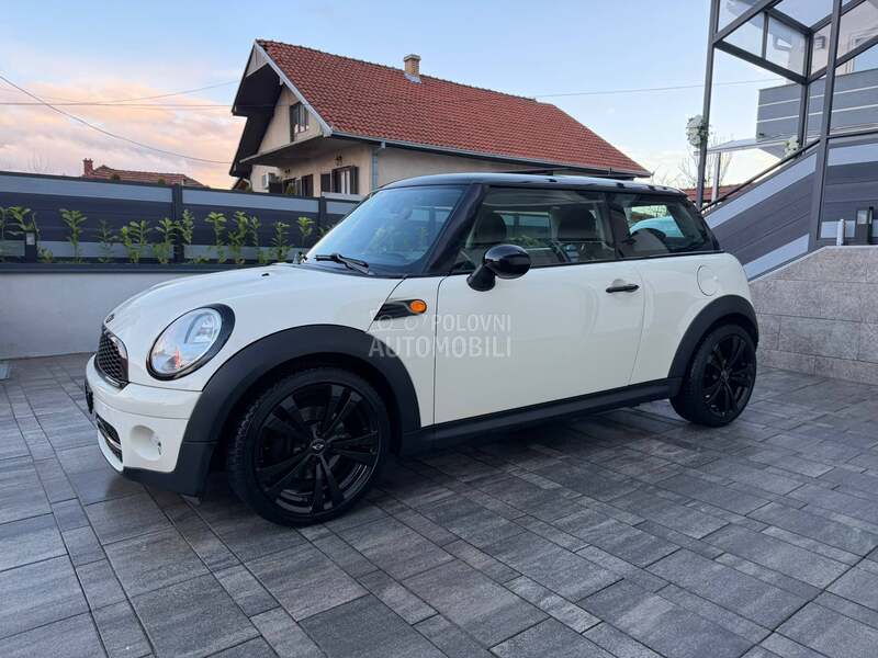 MINI Cooper iz CH  dissel