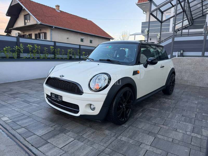 MINI Cooper iz CH  dissel