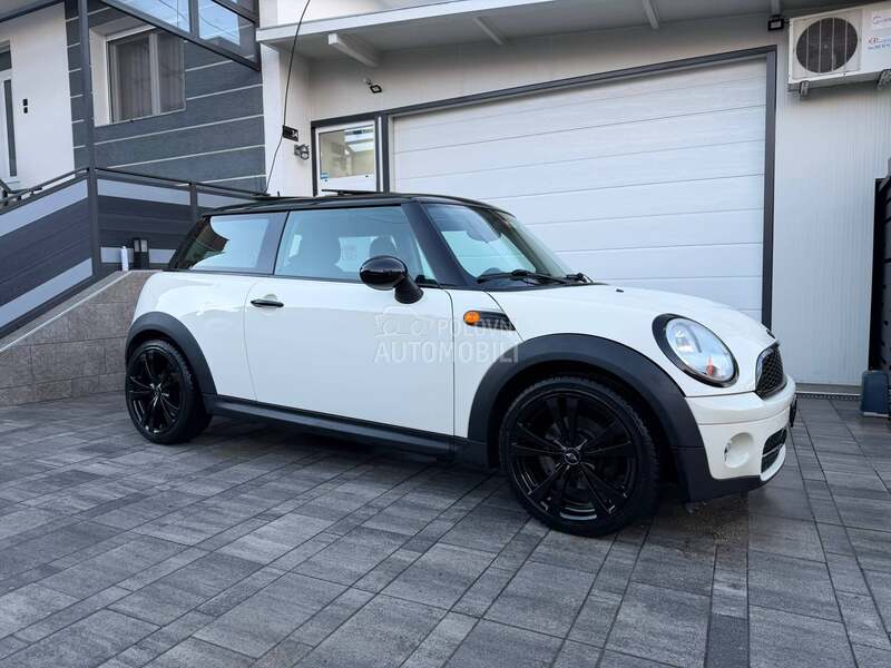 MINI Cooper iz CH  dissel