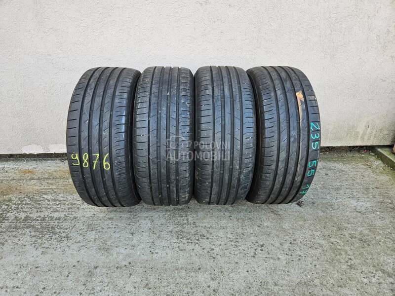 Toyo 235/55 R17 Letnja