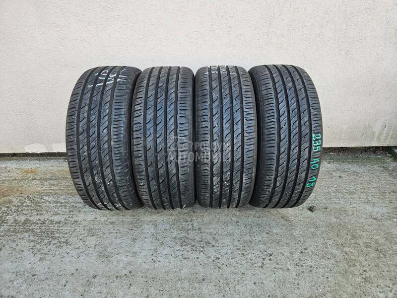Semperit 235/40 R19 Letnja