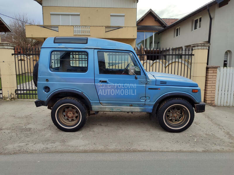 Suzuki SJ Samurai 413