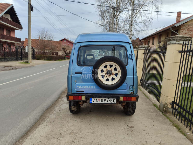 Suzuki SJ Samurai 413