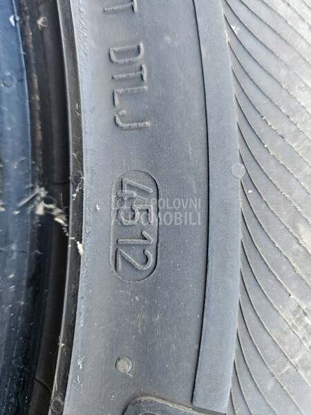 Semperit 215/60 R17 Zimska