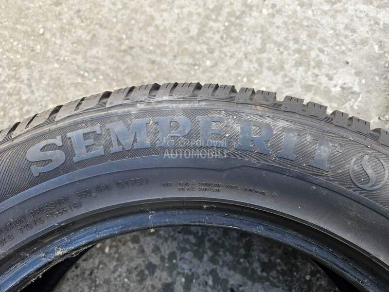Semperit 215/60 R17 Zimska