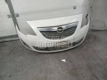 prednji branik kpl meriva b za Opel Meriva od 2009. do 2014. god.