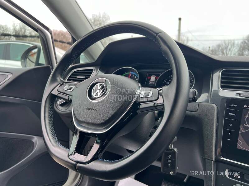 Volkswagen Golf 7 e-GOLF 7.5