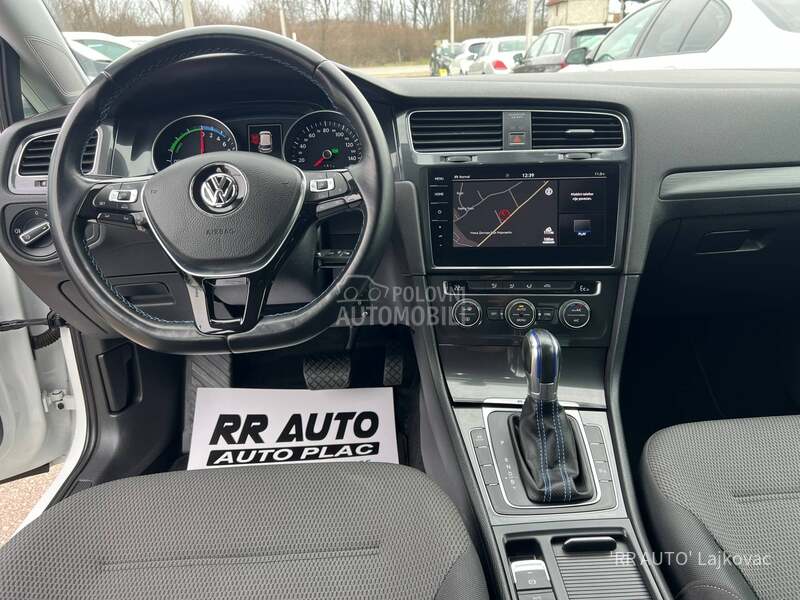Volkswagen Golf 7 e-GOLF 7.5
