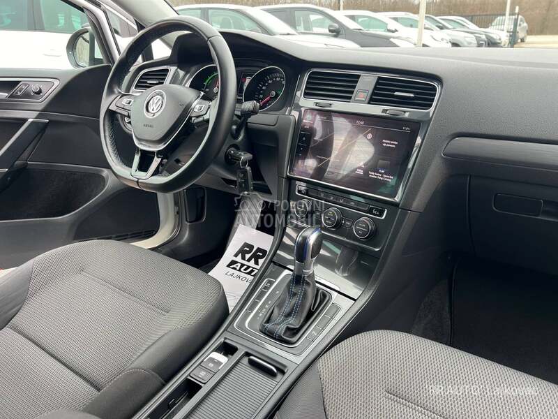 Volkswagen Golf 7 e-GOLF 7.5