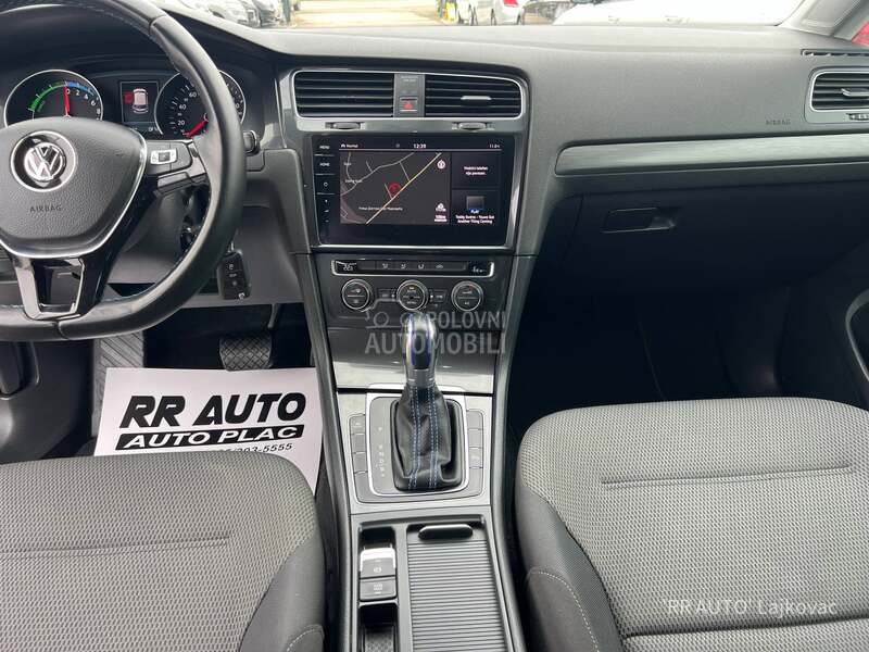 Volkswagen Golf 7 e-GOLF 7.5
