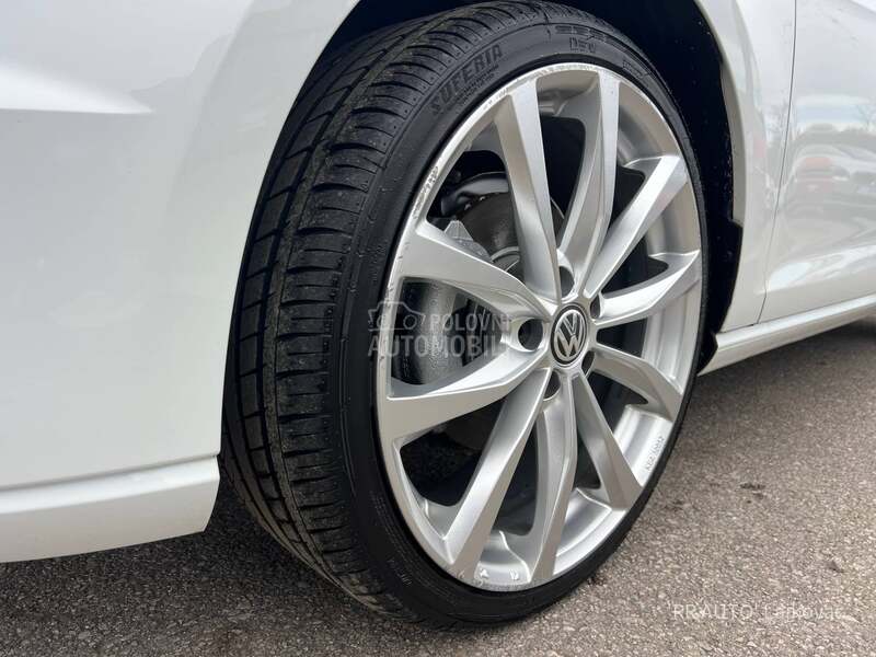 Volkswagen Golf 7 e-GOLF 7.5