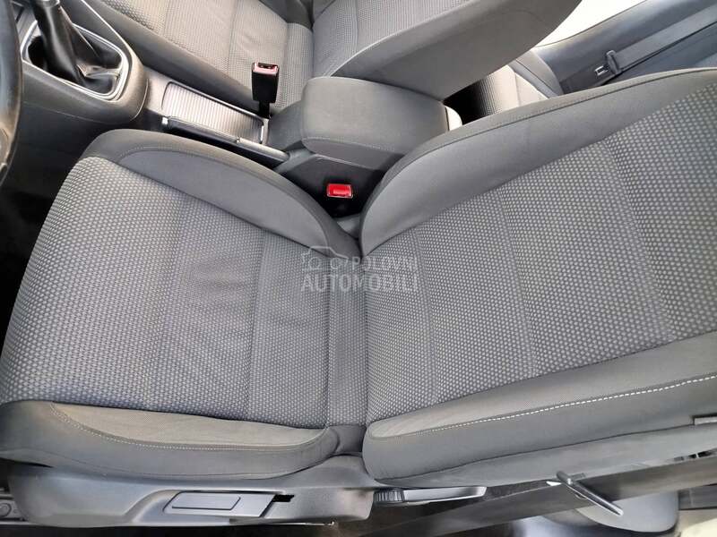 Volkswagen Golf 6 BAŠ DOBAR