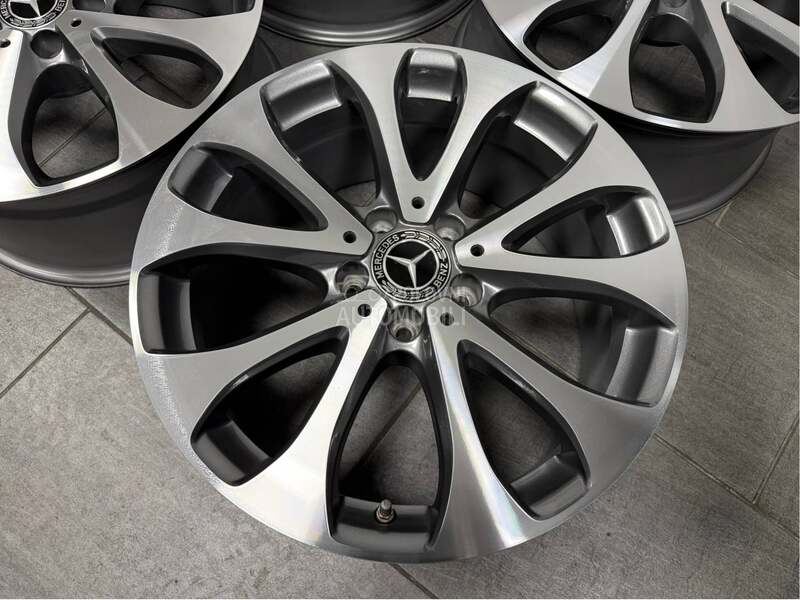 Aluminijumske felne GLC 18" 5 x 112