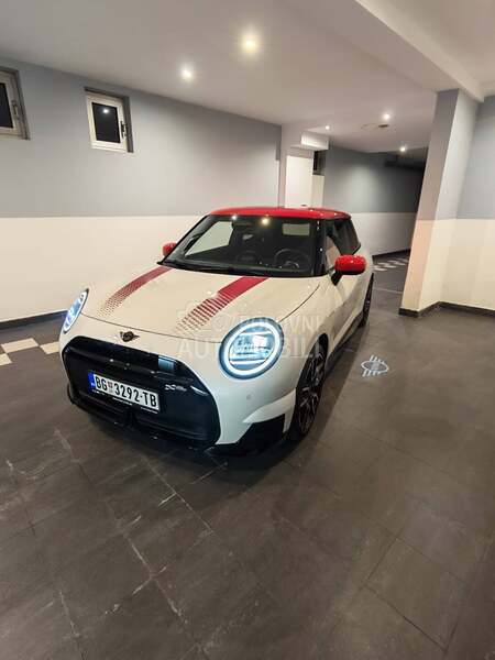 MINI Cooper se
