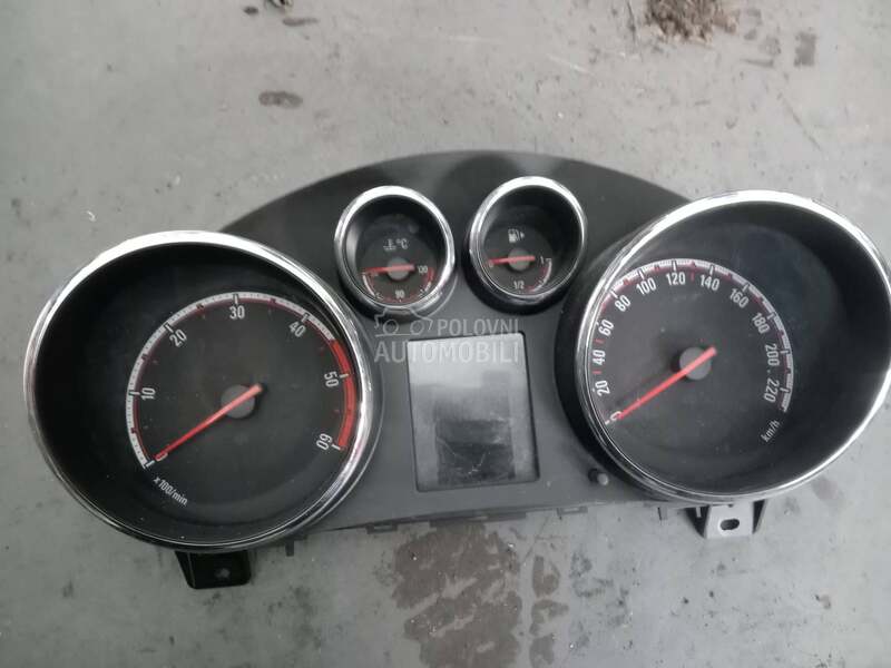 meriva b km sat 1.3 dizel