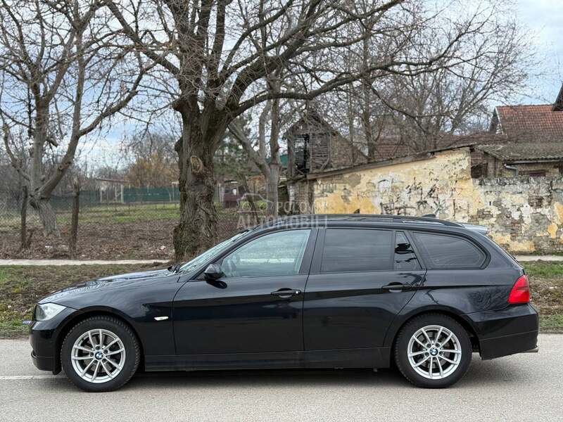 BMW 320 