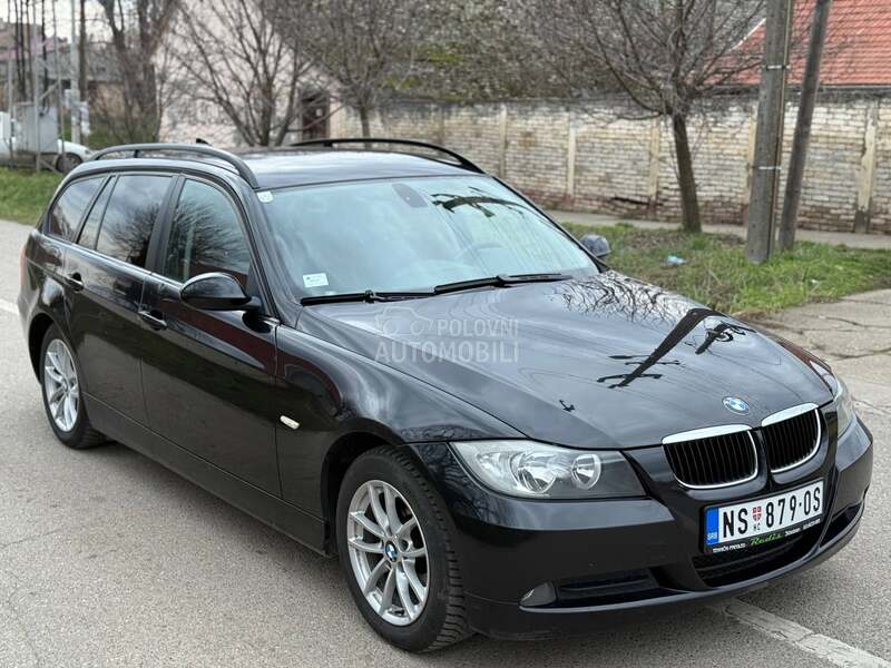 BMW 320 