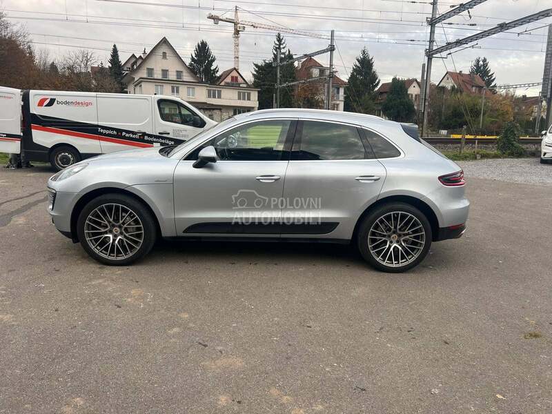 Porsche Macan S