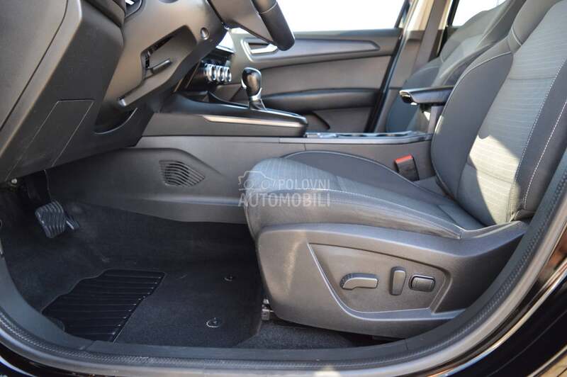 Renault Arkana 1.6 E-Tech145 Busine