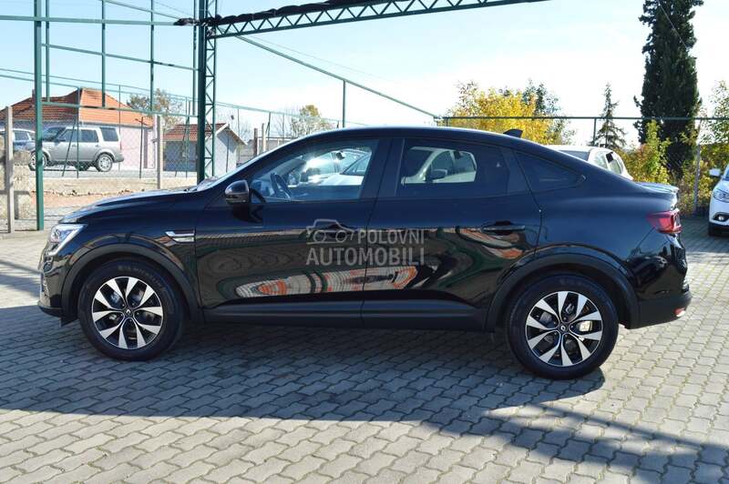 Renault Arkana 1.6 E-Tech145 Busine