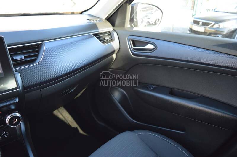 Renault Arkana 1.6 E-Tech145 Busine