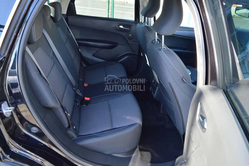 Renault Arkana 1.6 E-Tech145 Busine