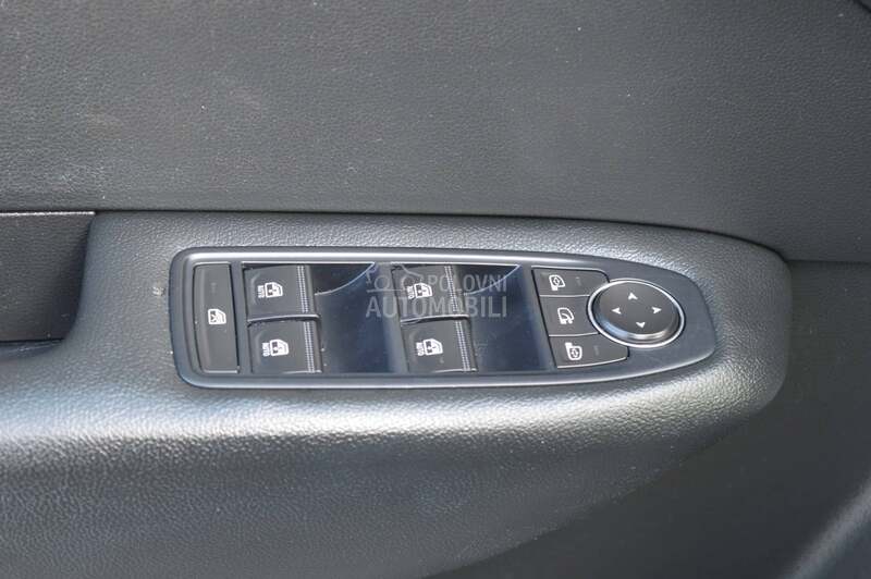 Renault Arkana 1.6 E-Tech145 Busine