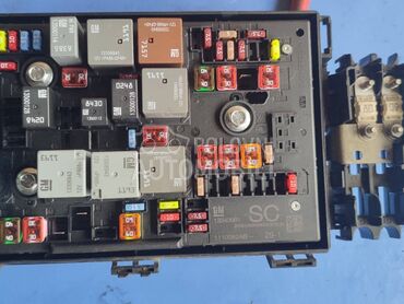 kutija osiguraca za Opel Astra J