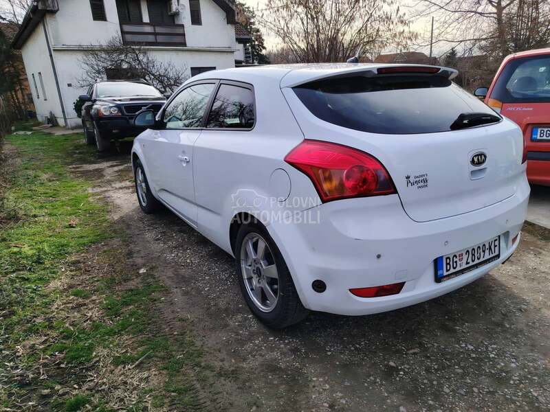 Kia pro_cee`d 1.6