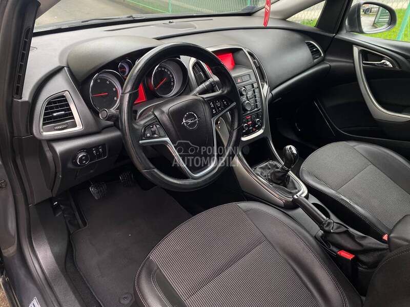 Opel Astra J 1.7 CDTI