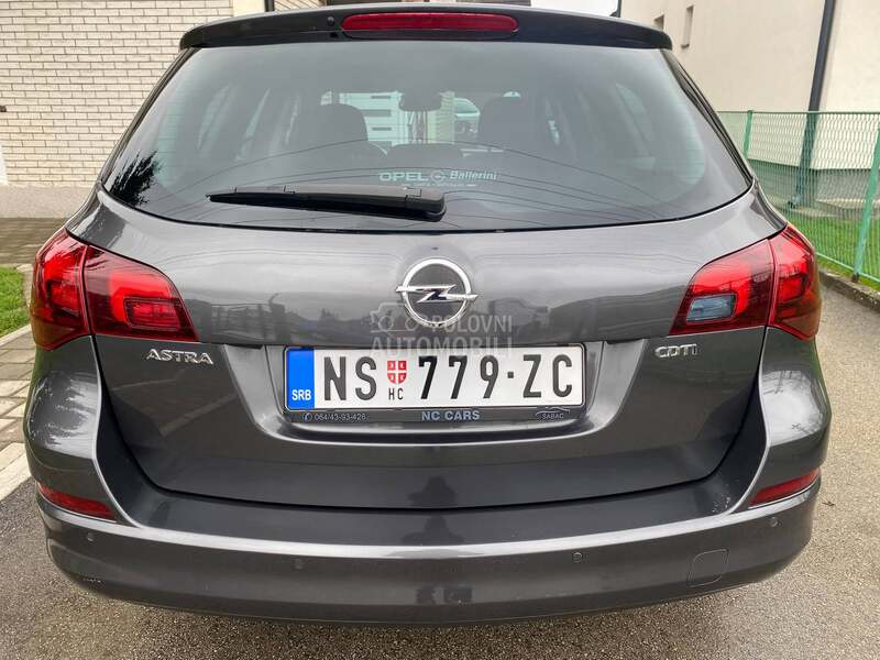 Opel Astra J 1.7 CDTI