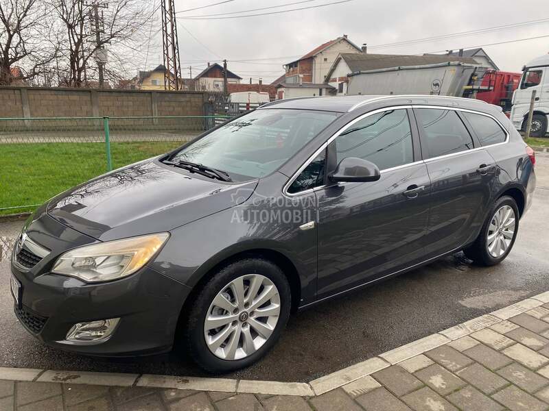 Opel Astra J 1.7 CDTI