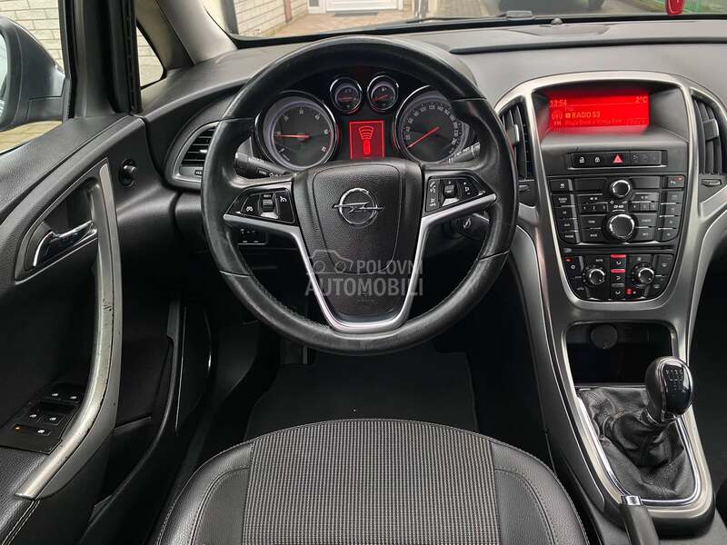 Opel Astra J 1.7 CDTI