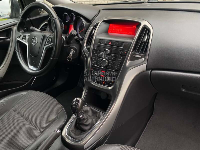 Opel Astra J 1.7 CDTI