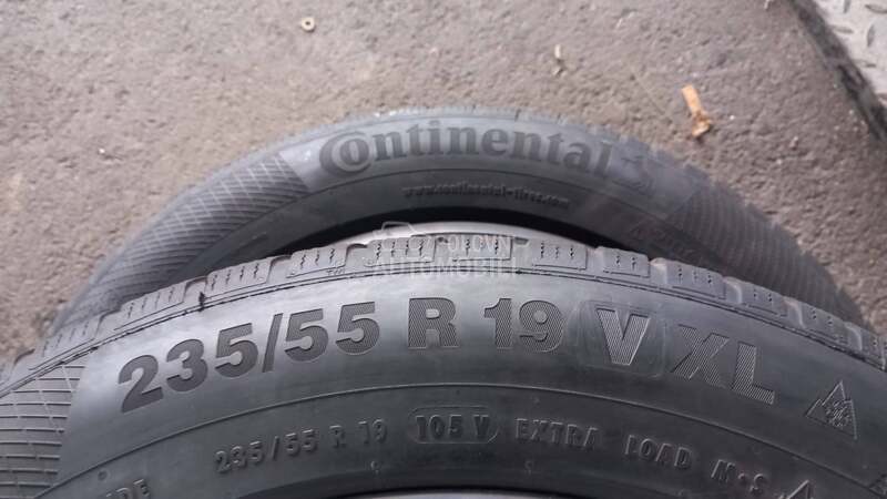 Continental 235/55 R19 Zimska
