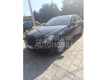 Mercedes Benz E 200 