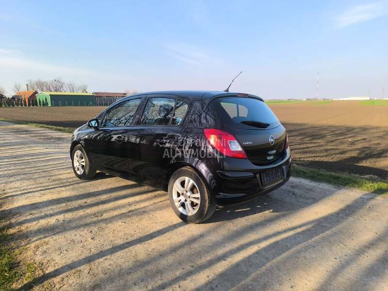 Opel Corsa D 1,4