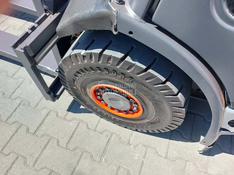 Linde H25 t izvlacenje vila