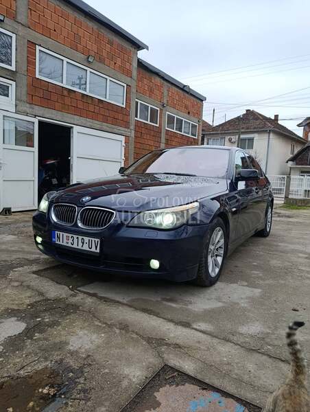 BMW 520 