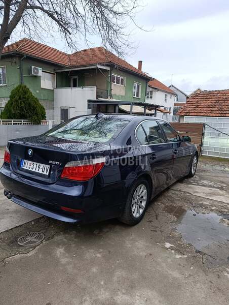 BMW 520 