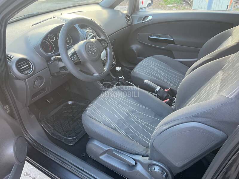Opel Corsa D 