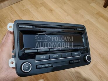 radio cd za Volkswagen Caddy, Cross Polo, Golf 5 ...
