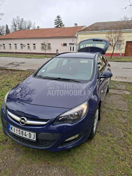 Opel Astra J 1.7 CDTI